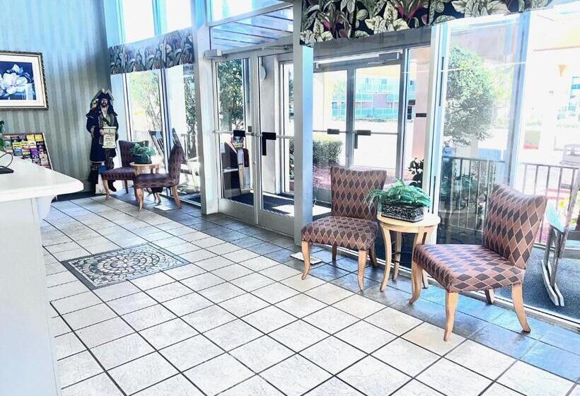 فندق Ocean Crest Inn And Suites