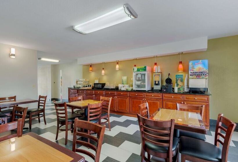 فندق Quality Inn