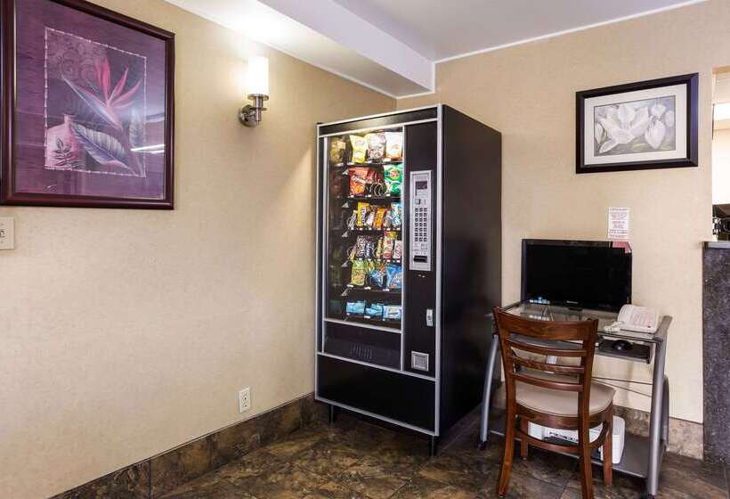 فندق Quality Inn Airport