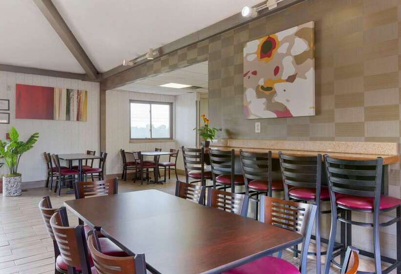 فندق Quality Inn Alexis Rd