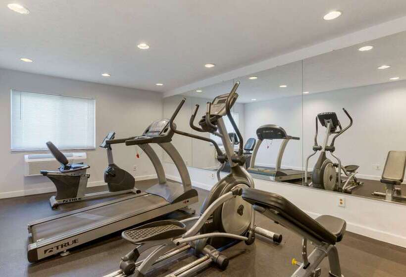 فندق Quality Inn Alexis Rd