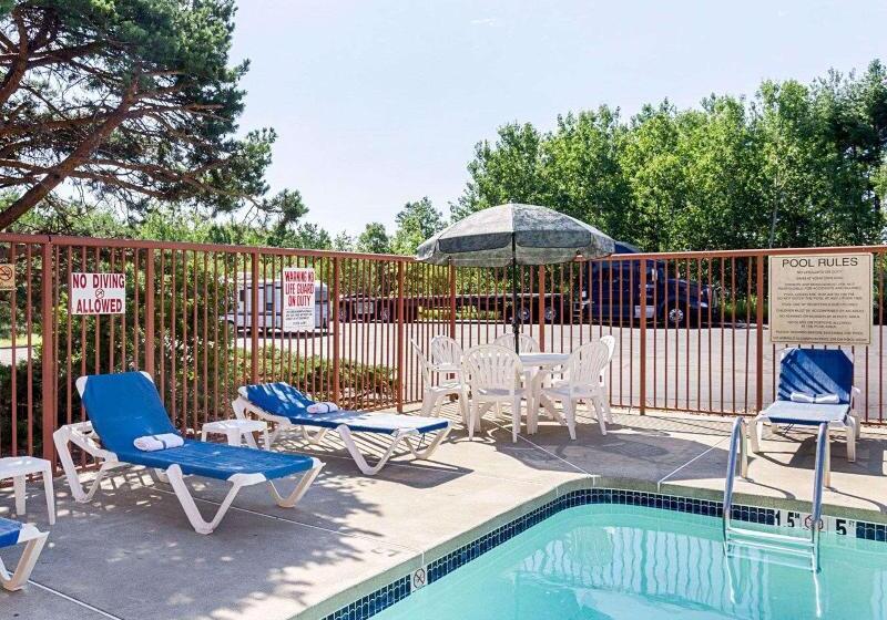 Отель Quality Inn And Suites