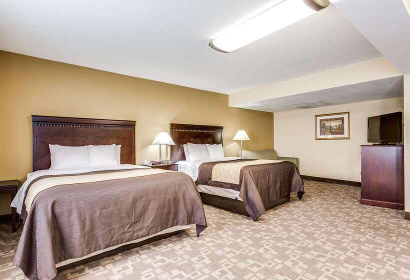 בית מלון כפרי Quality Inn Asheboro South