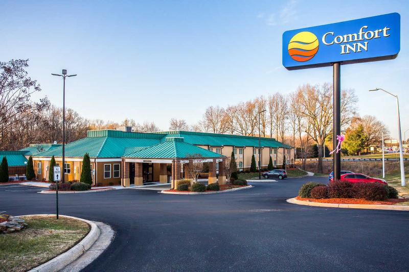 בית מלון כפרי Quality Inn Asheboro South