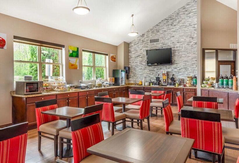 בית מלון כפרי Quality Inn Asheboro South