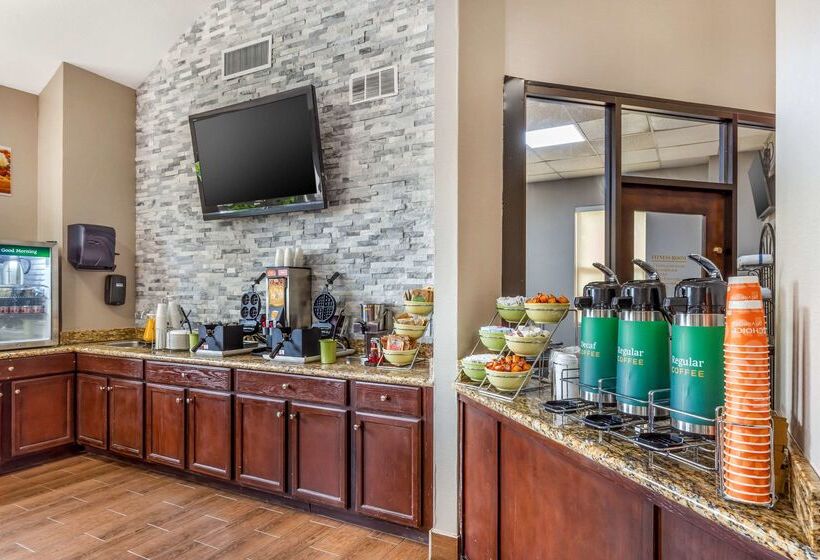 בית מלון כפרי Quality Inn Asheboro South