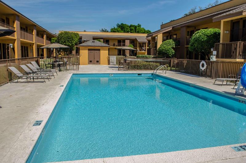 فندق Quality Inn At Eglin Afb