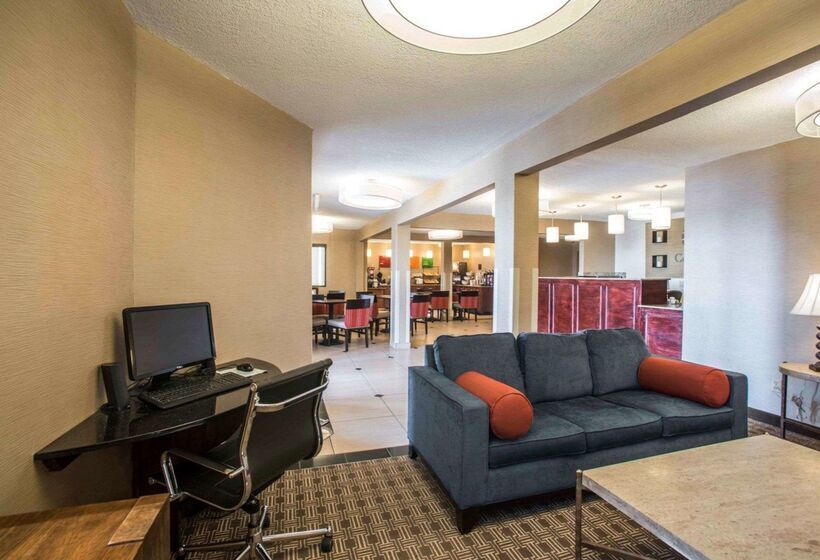 فندق Quality Inn & Suites Boonville   Columbia