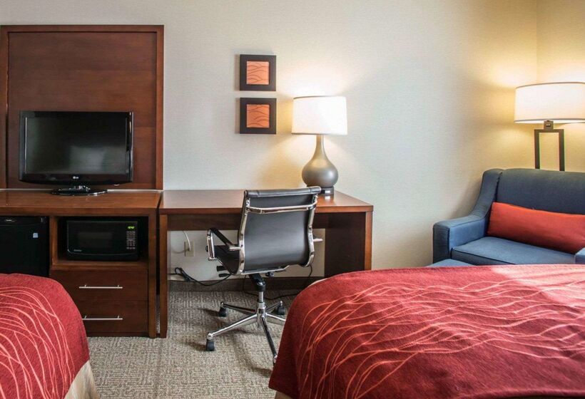 فندق Quality Inn & Suites Boonville   Columbia