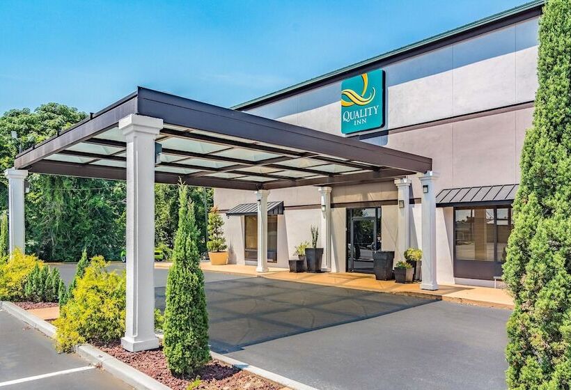 ホテル Quality Inn Columbus Near Fort Moore