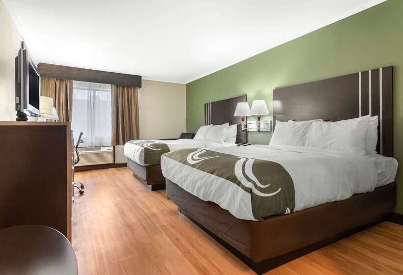 Отель Quality Inn