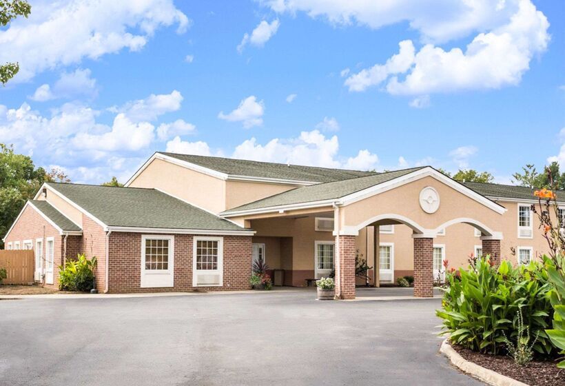 酒店 Quality Inn University Area