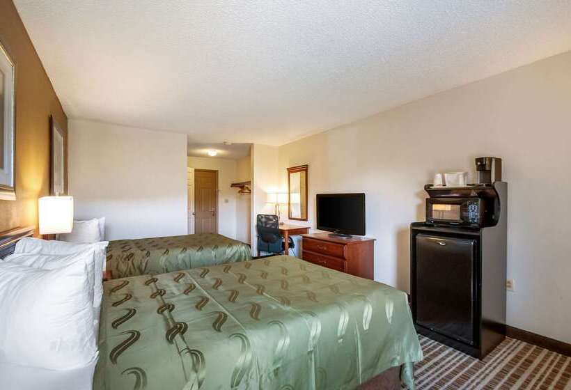 Отель Quality Inn