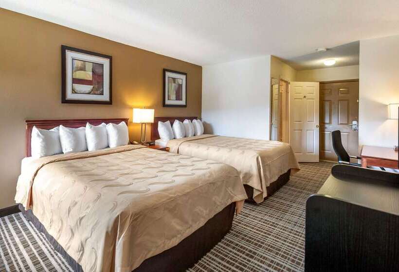 Отель Quality Inn