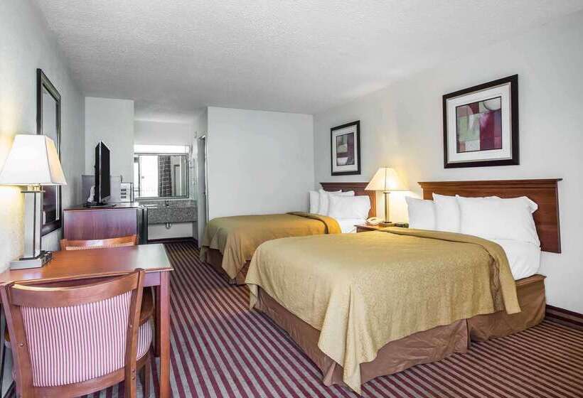 فندق Quality Inn Madison