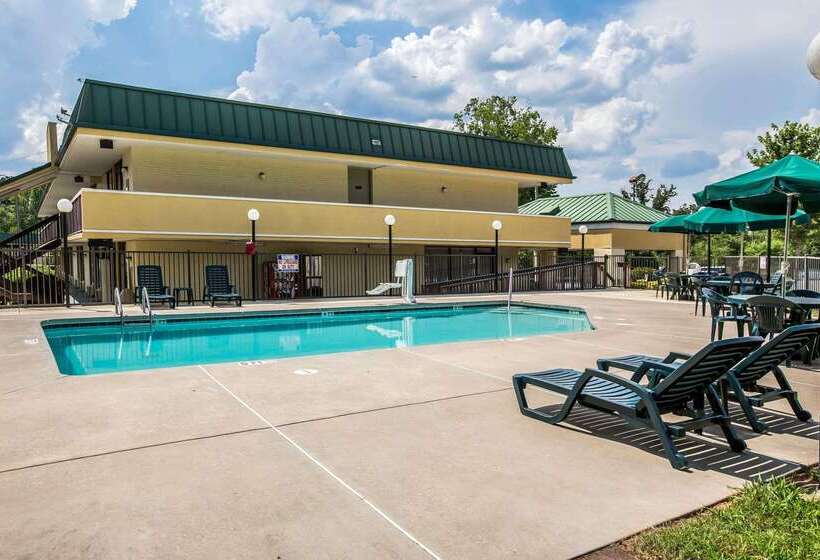 فندق Quality Inn Madison