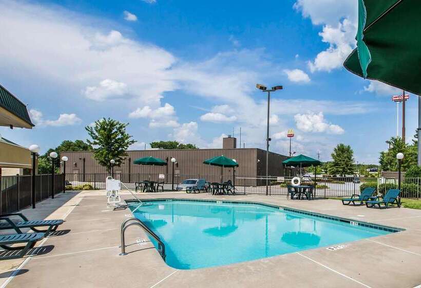 فندق Quality Inn Madison