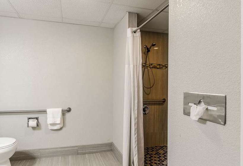 فندق La Casa Inn & Suites Middleboro