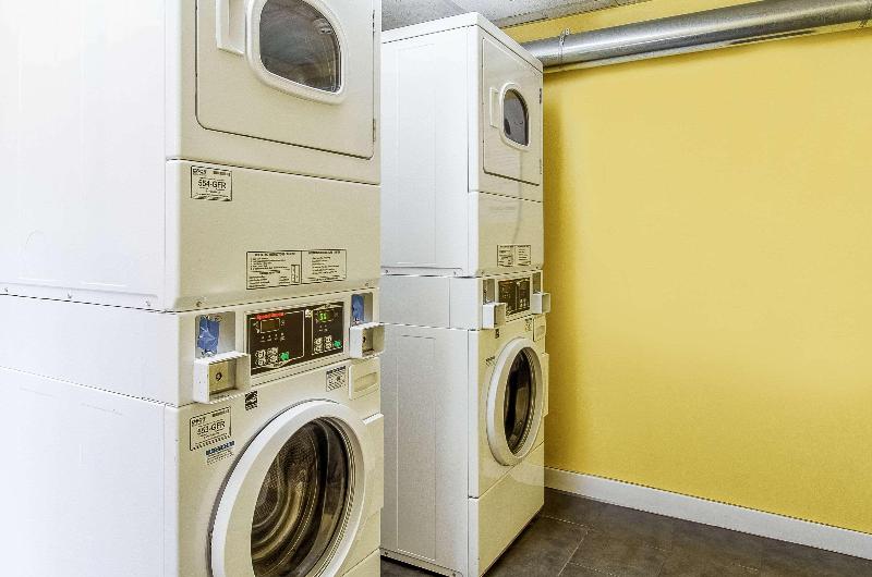 فندق La Casa Inn & Suites Middleboro