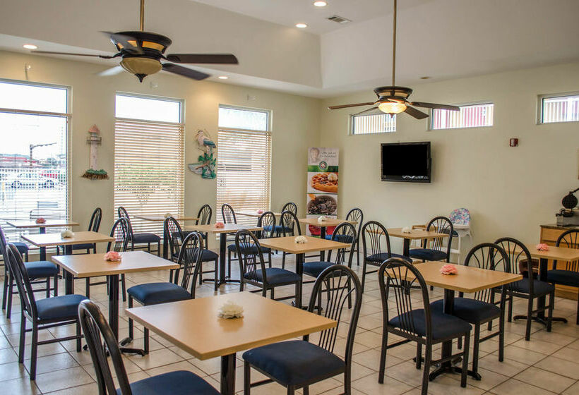 Отель Quality Inn N.a.s.corry