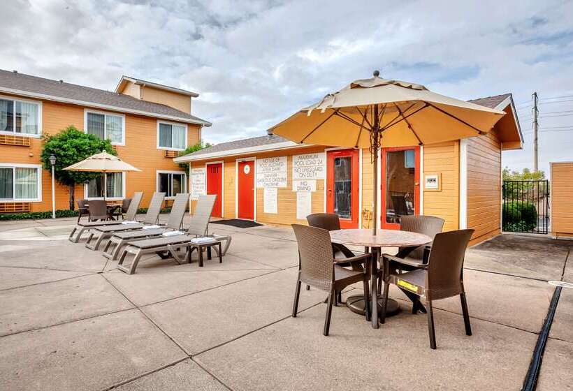 فندق Quality Inn Near Six Flags Discovery Kingdomnapa Valley