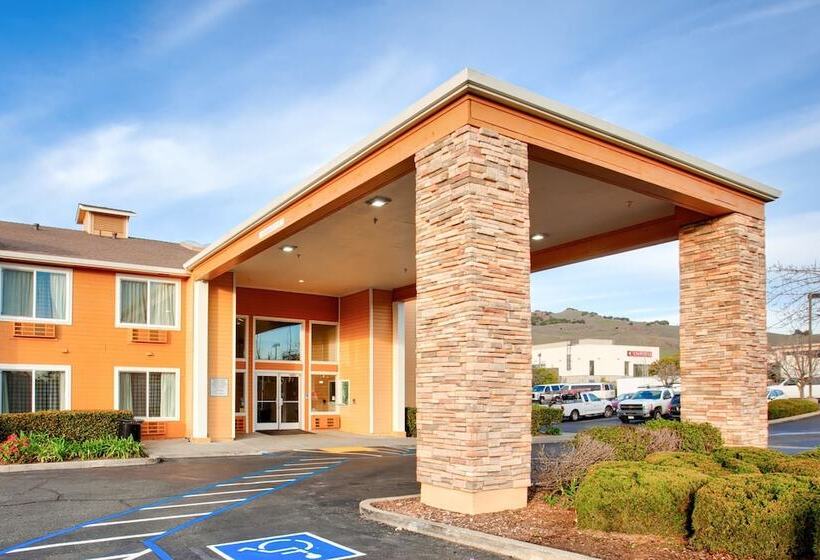 فندق Quality Inn Near Six Flags Discovery Kingdomnapa Valley