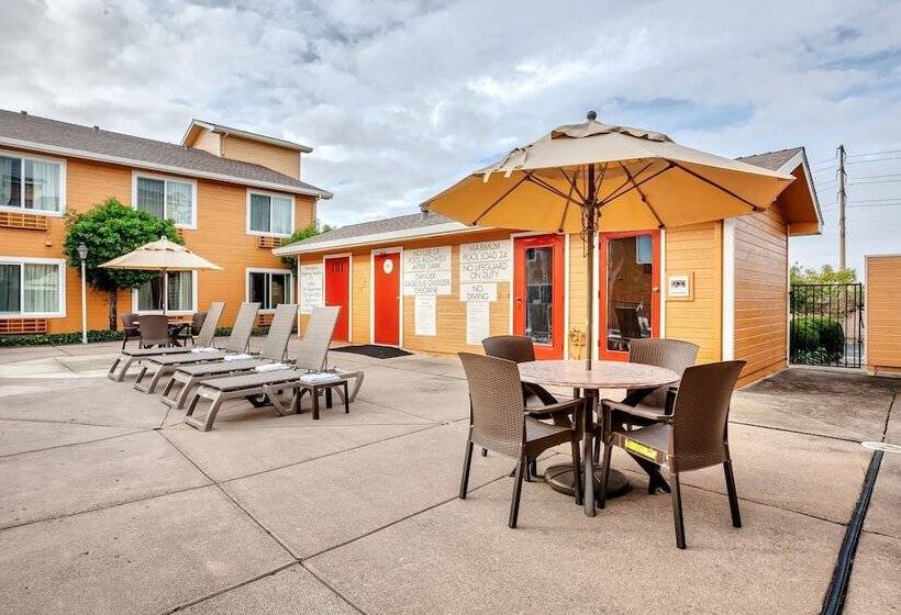 فندق Quality Inn Near Six Flags Discovery Kingdomnapa Valley