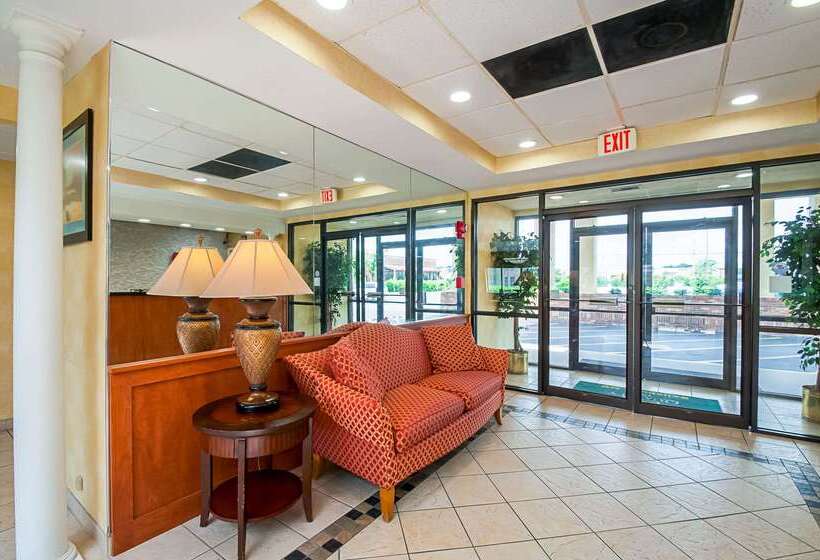 فندق Quality Inn