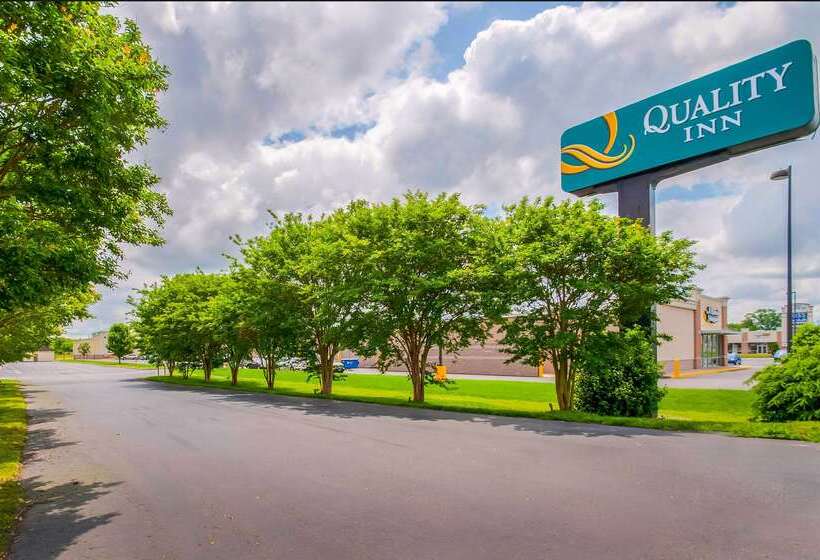 فندق Quality Inn