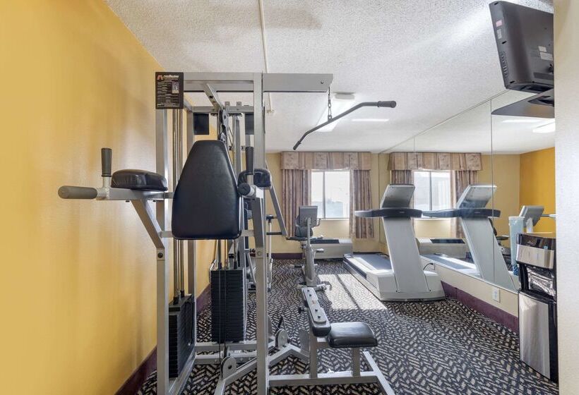 فندق Quality Inn & Suites Bloomington University Area