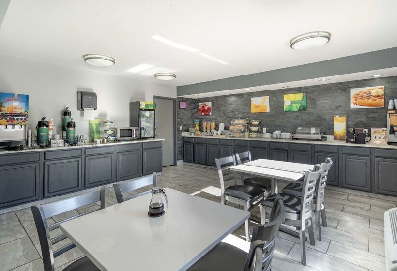 فندق Quality Inn & Suites Bloomington University Area