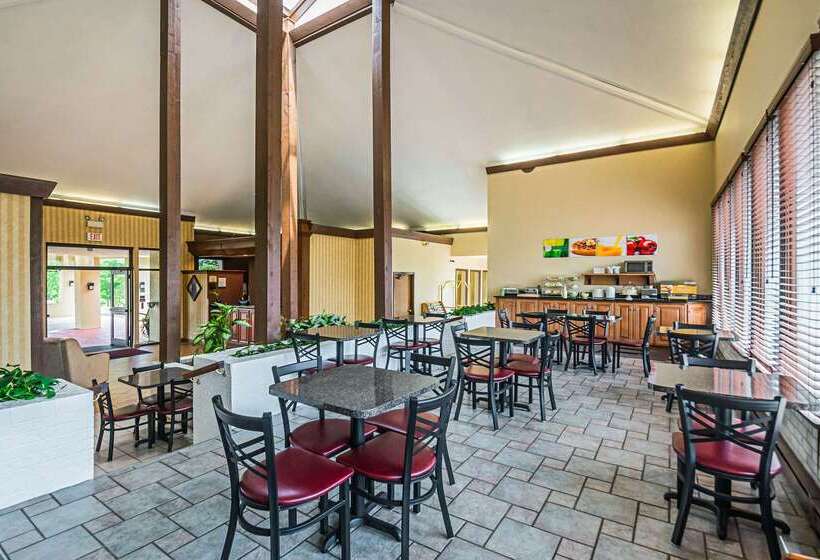 فندق Quality Inn & Suites Frostburgcumberland