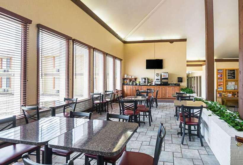 בית מלון כפרי Quality Inn & Suites Frostburgcumberland