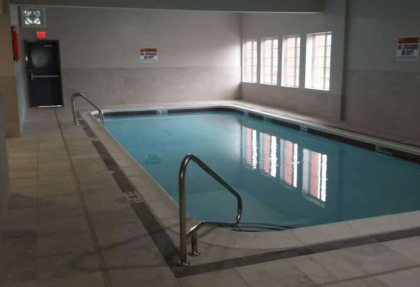 فندق Quality Inn & Suites Morgantown   University Area