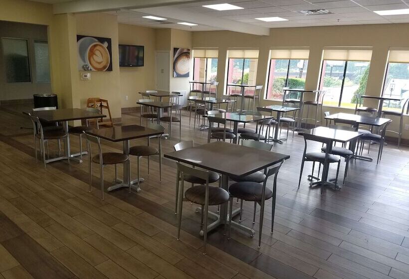 فندق Quality Inn & Suites Morgantown   University Area