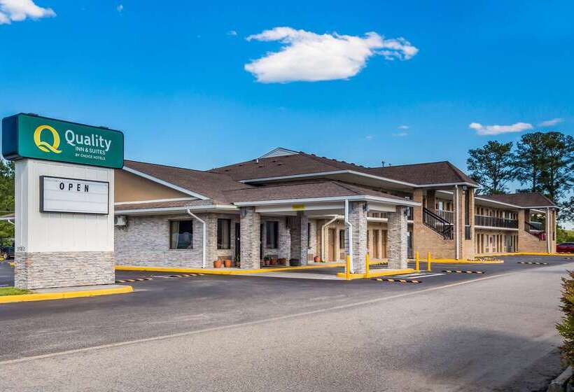 فندق Quality Inn & Suites
