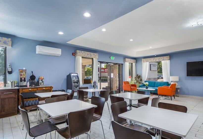 فندق Quality Inn & Suites