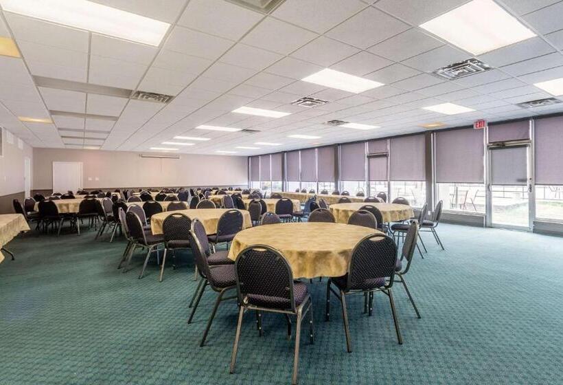 酒店 Quality Inn & Suites Vandalia Near I70 And Hwy 51