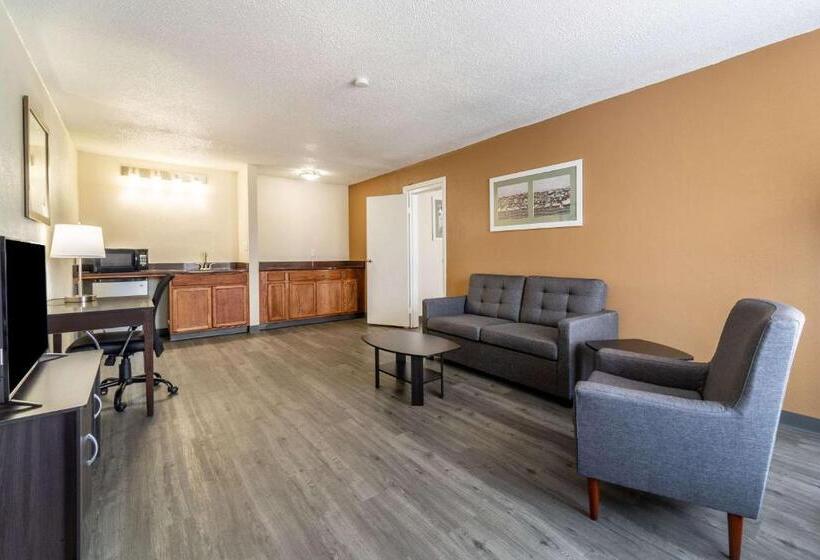 酒店 Quality Inn & Suites Vandalia Near I70 And Hwy 51