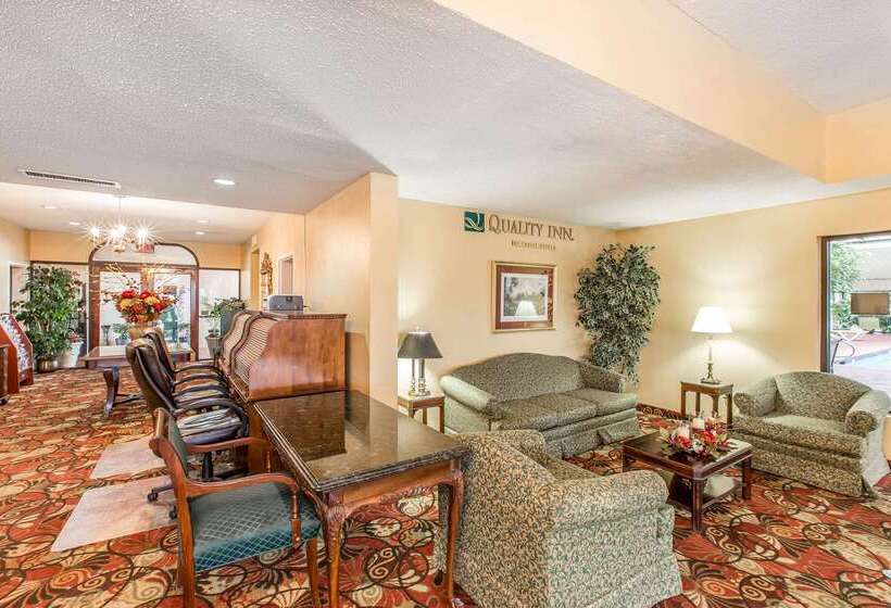 호텔 Quality Inn