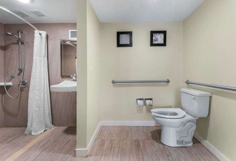 فندق Quality Inn University North I75