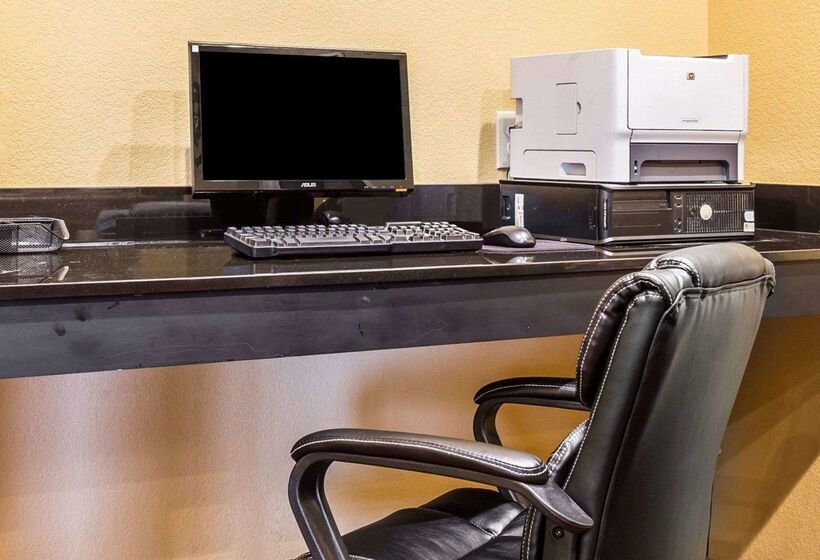 فندق Quality Suites Hickory South