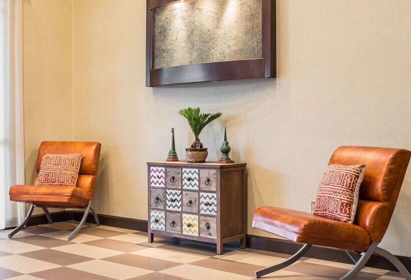 فندق Quality Suites Hickory South