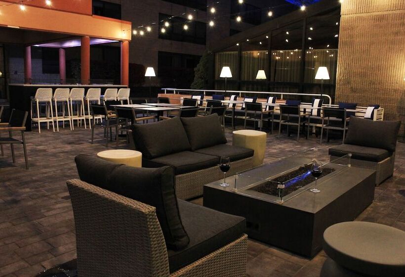 Radisson Hotel Corning