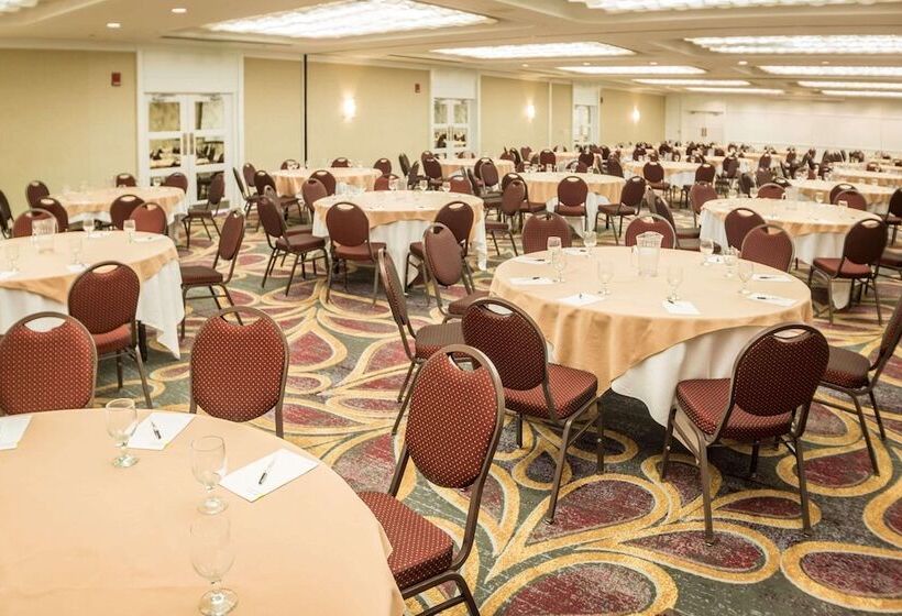 Radisson Hotel Corning