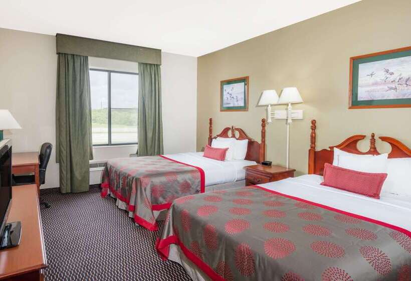فندق Ramada By Wyndham Columbia