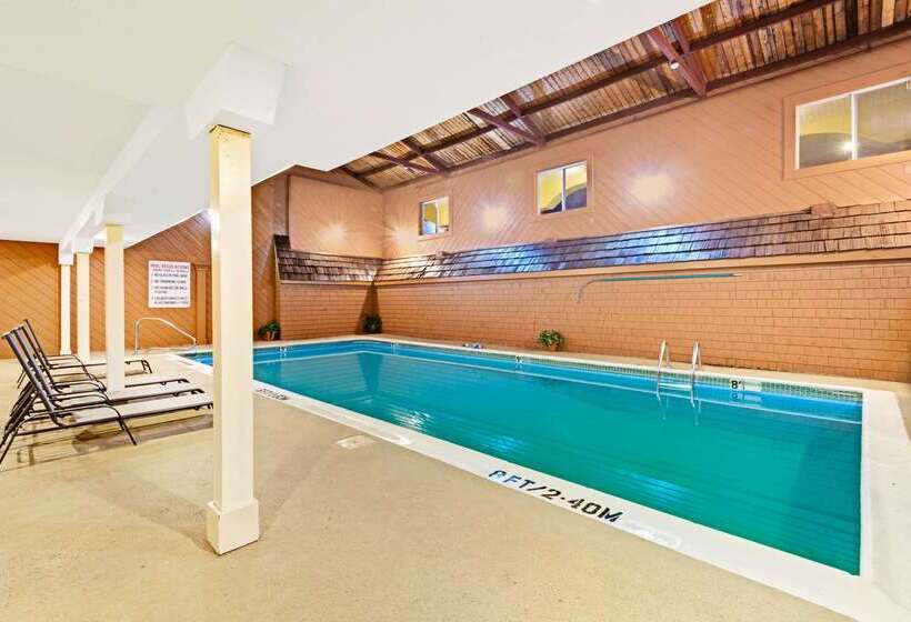 فندق Ramada By Wyndham Kittery