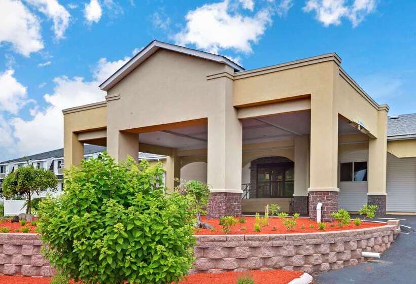 فندق Ramada By Wyndham Kittery