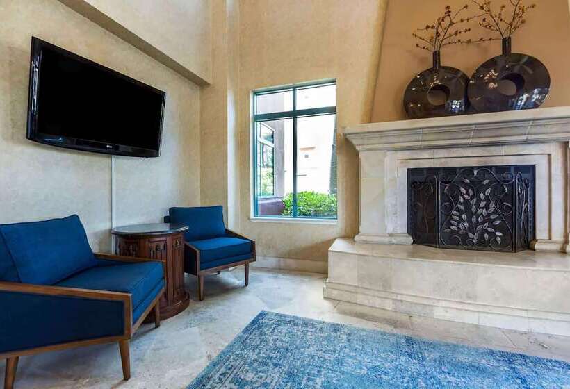 בית מלון כפרי Ramada Suites By Wyndham San Diego