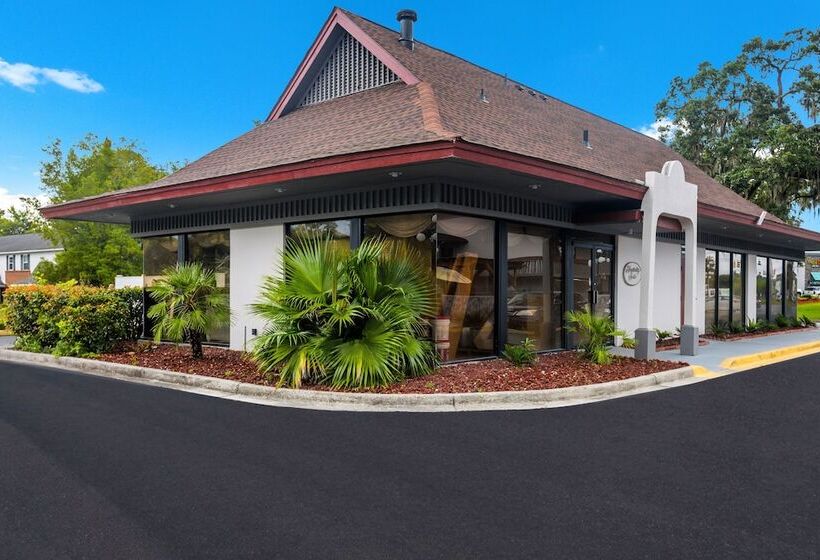 Отель Red Roof Inn Savannah  Southside/midtown